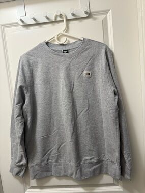 The North Face Men’s Crewneck Sweatshirt - Light Gray
